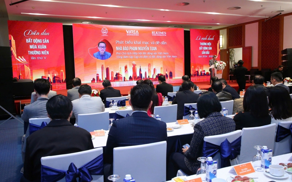 Trong thời điểm “bản lề” của nền kinh tế, vai trò của thị trường bất động sản cần được nhận diện rõ